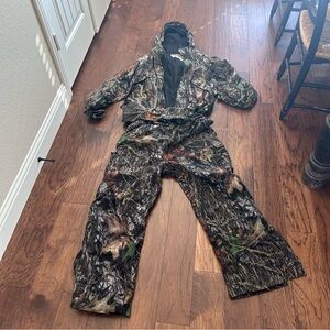 Hush Hide Hooded Jacket and Lined Pants Mossy Oak Breakup Large